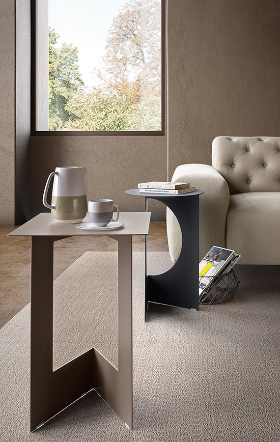 duetto design tim kerp per pianca realizzato in lamiera piegata di differente forme quadrato o rotondo
