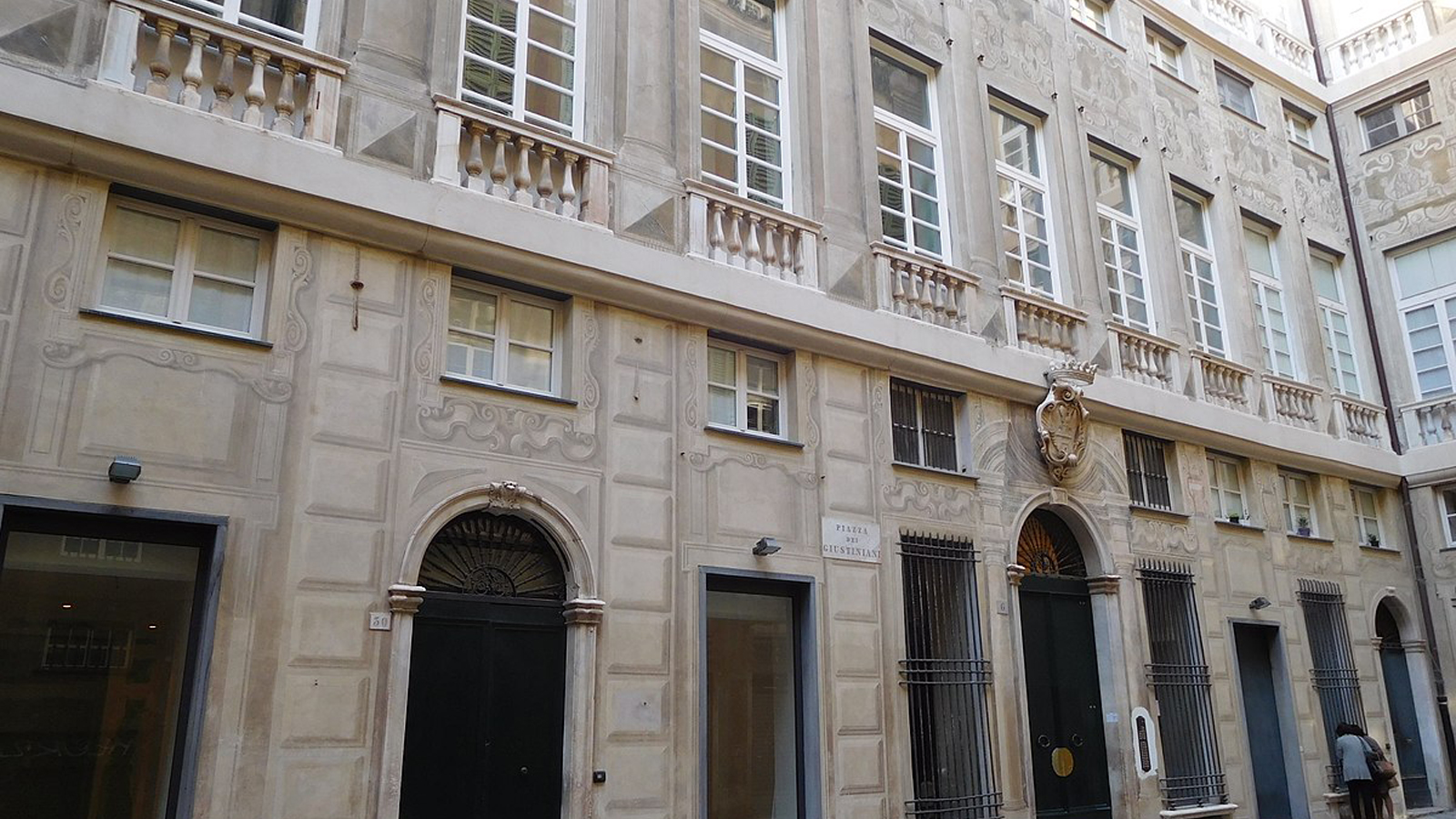 Il primo flagship store italiano