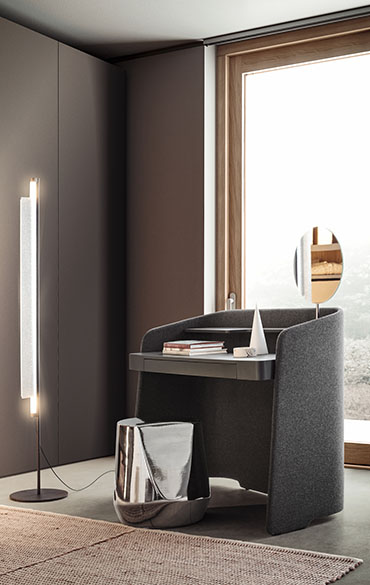 chloe vanity and haik modern coffetable design Emilio Nanni