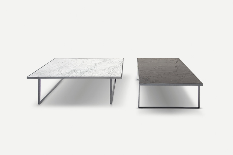 tavolini con piano in pietra, marmo, legno, vetro trasparente, vetro laccato con struttura in metallo nei colori oro, bronzo, rame, argento, cromo