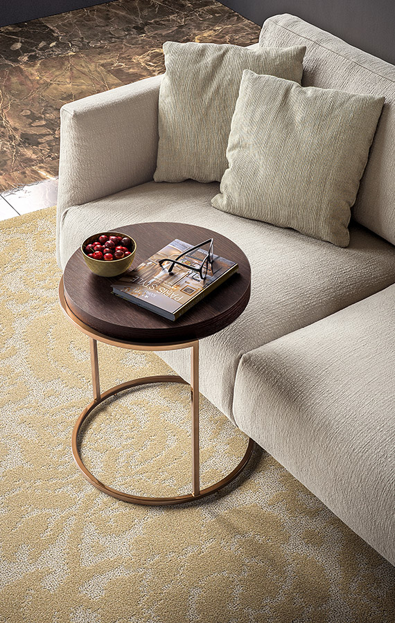servogiro sidetable with wood top and metal structure pianca