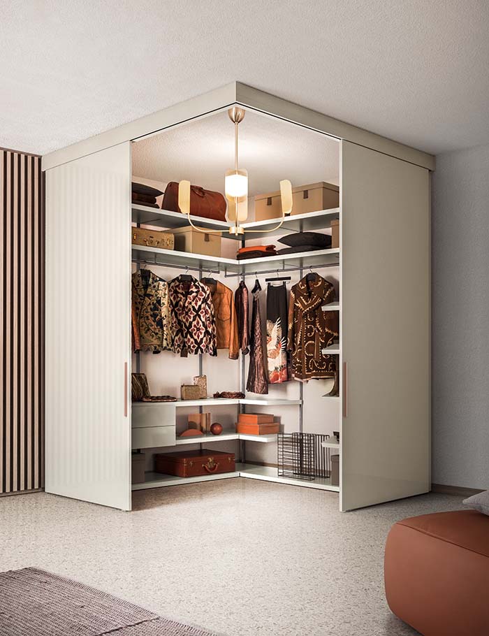 cabina armadio angolare con sistema di chiusura vista design made in italy Pianca