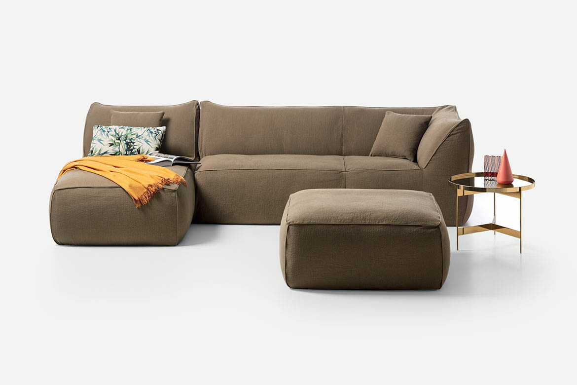 https://zilvorqena.live/wp-content/uploads/2019/04/Eden-sofa-PIANCA_09_BIG_O.jpg