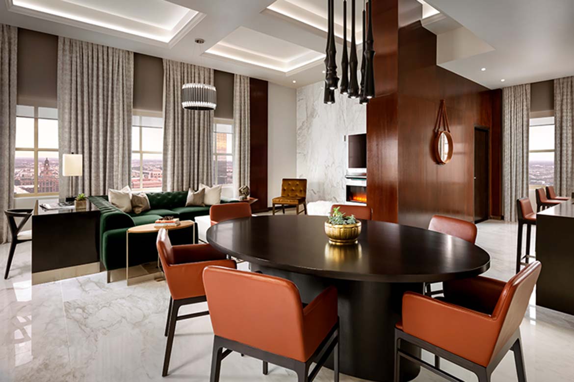 The decor is elegant and sophisticated, where Made in Italy design excellence enhances the building’s historic features