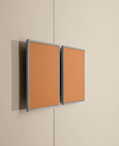 maniglia in metallo di forma quadrata interno in cuoio o legno per armadio Pianca