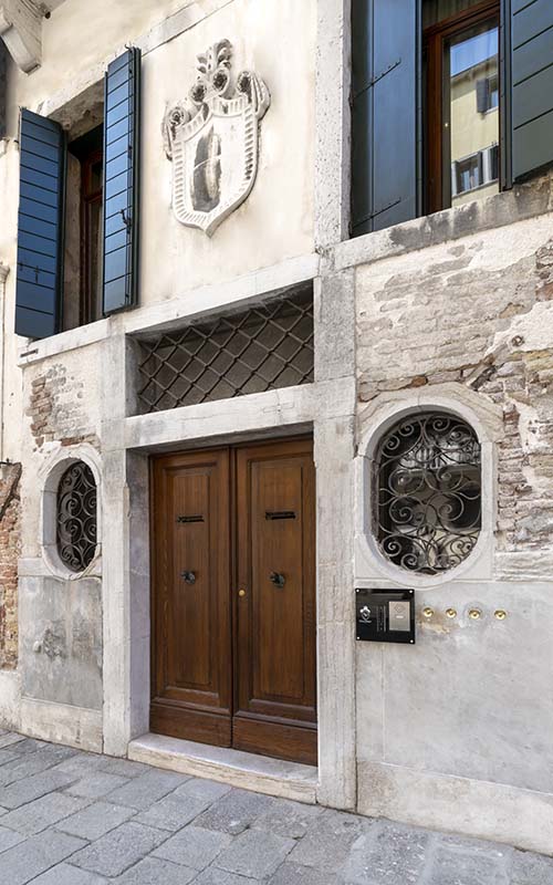 https://zilvorqena.live/wp-content/uploads/2021/11/Palazzo-Pianca.jpg