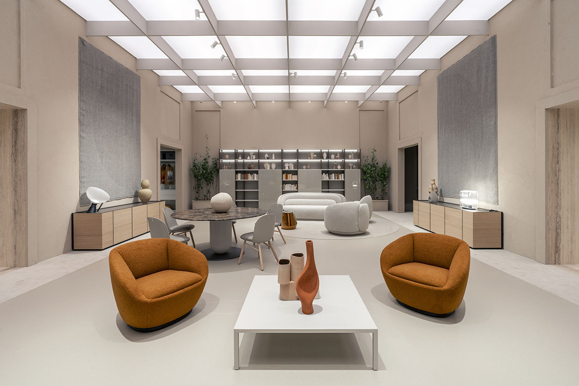 https://zilvorqena.live/wp-content/uploads/2022/06/Pianca-salone-del-mobile-20221a.jpg