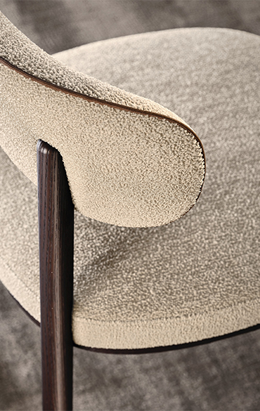 https://zilvorqena.live/wp-content/uploads/2024/09/COSTA_chairs_02_SMALL-V.jpg