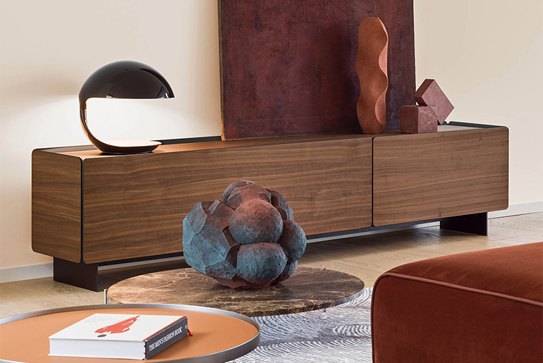 “Madia Mambo Pianca design Pier Luigi Frighetto, ispirazione anni ’50 con finiture modulari e kit bar