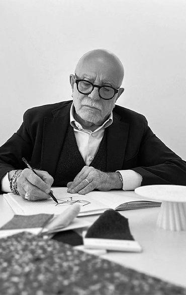 Pier Luigi Frighetto, designer che collabora da molto tempo con Pianca, progettista dell'intera collezione outdoor e di alcuni dei nuovi prodotti della collezione